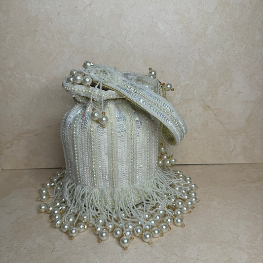 The ‘HAYA’ Bucket Bag