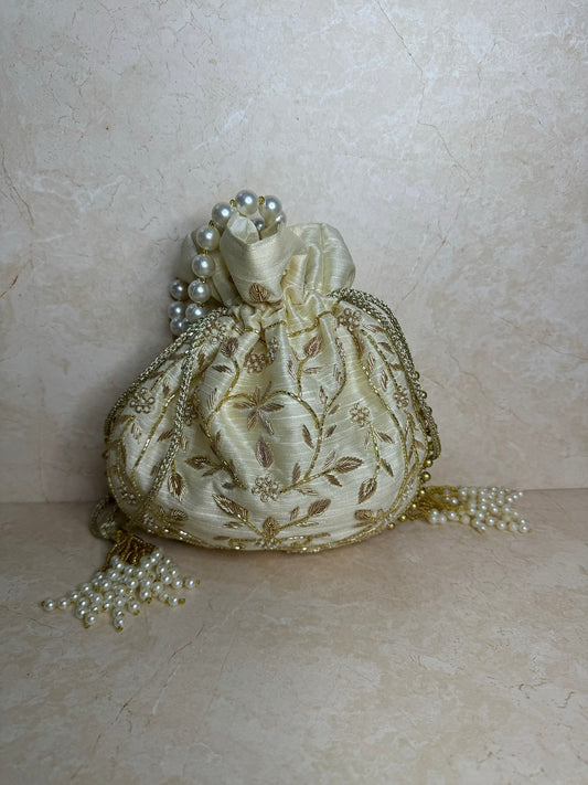 The ‘INAYA’ Potli Bag
