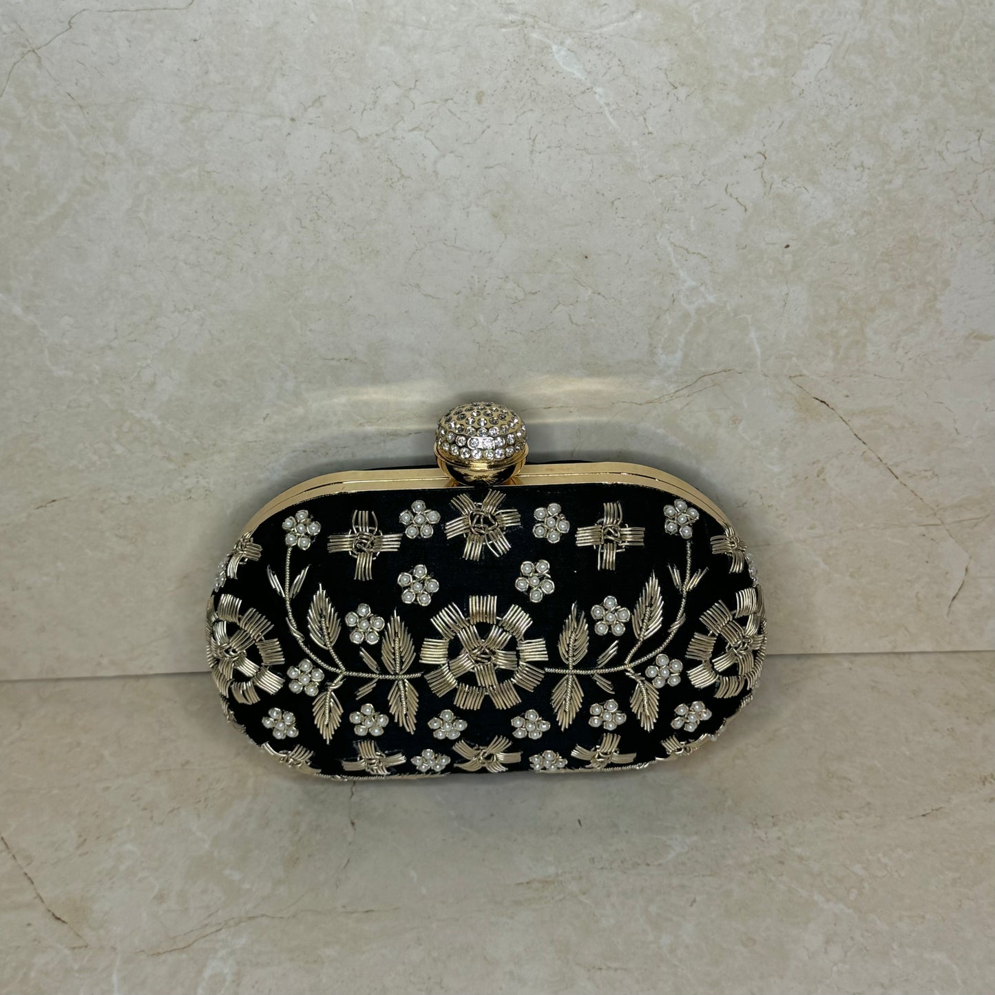 The ‘MARA’ Clutch Bag - Black