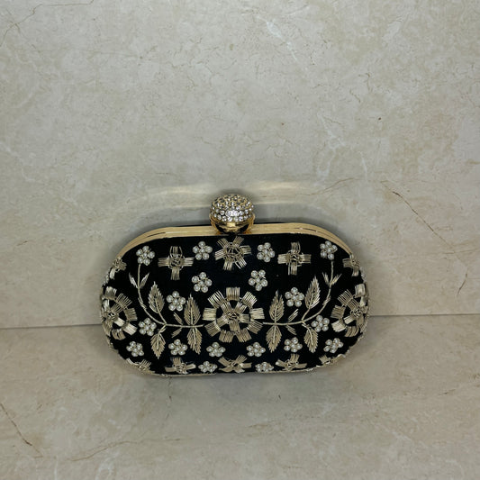 The ‘MARA’ Clutch Bag - Black