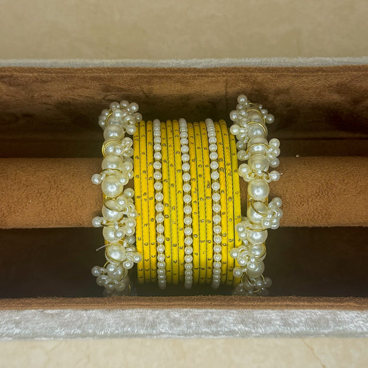 The ‘MEHREEN’ Bangle Set- Mustard