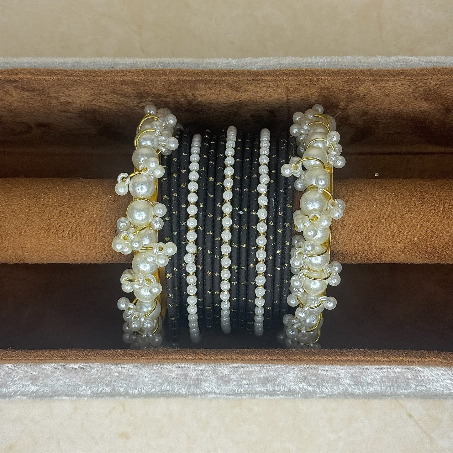 The ‘MEHREEN’ Bangle Set - Black